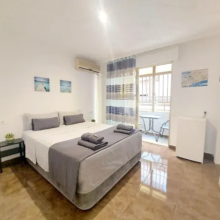 Gloria Host House Apartment Alicante Exterior photo