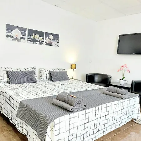 Gloria Host House Apartment Alicante Exterior photo