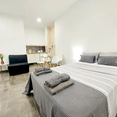 Gloria Host House Apartment Alicante Exterior photo