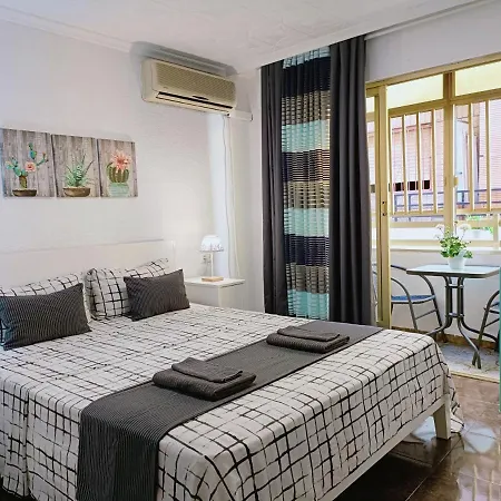 Gloria Host House Apartment Alicante Exterior photo